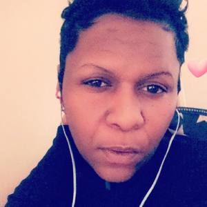 Meet your Posher, Ayesha